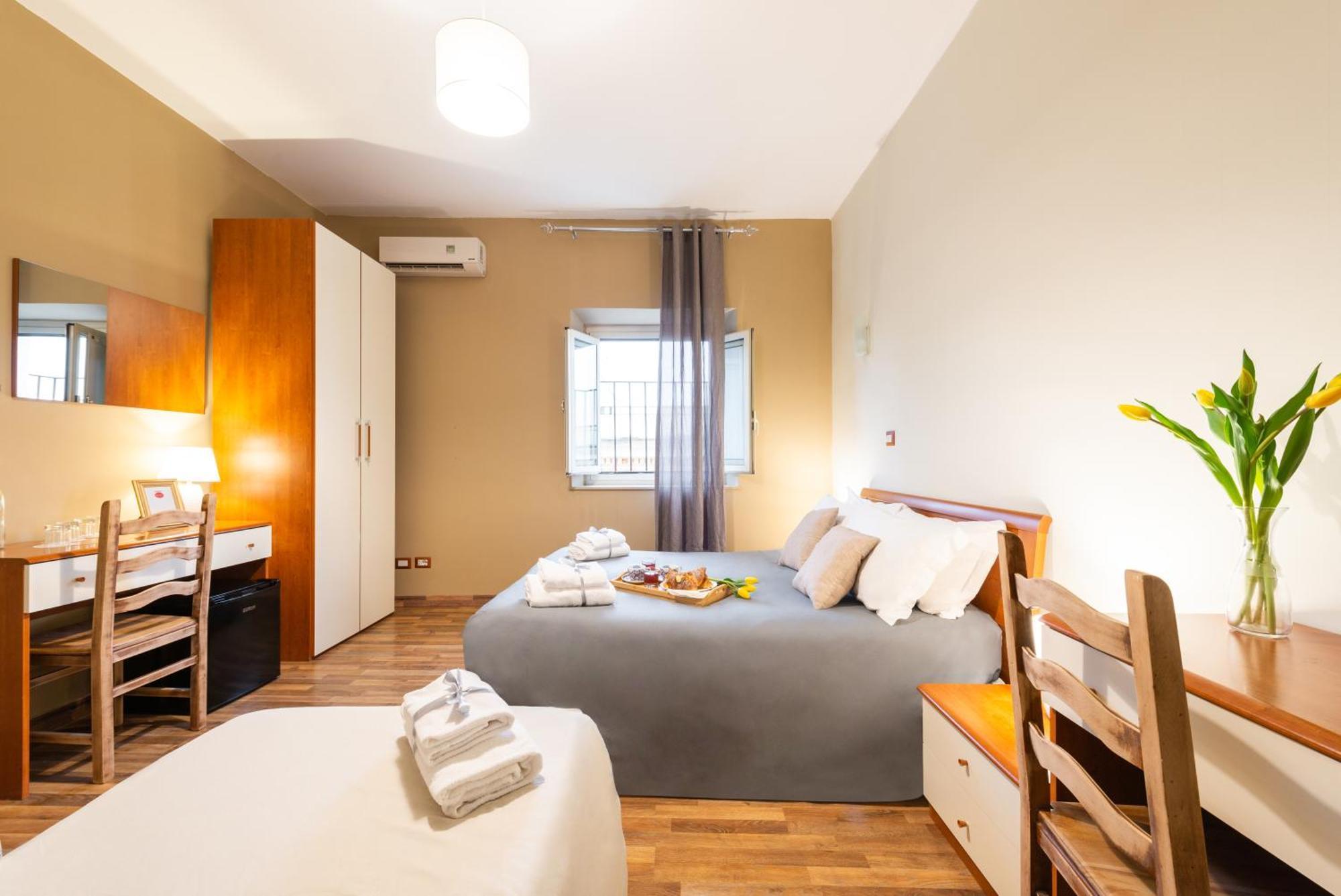 Rome'S Best Holidays Guest House Exterior photo