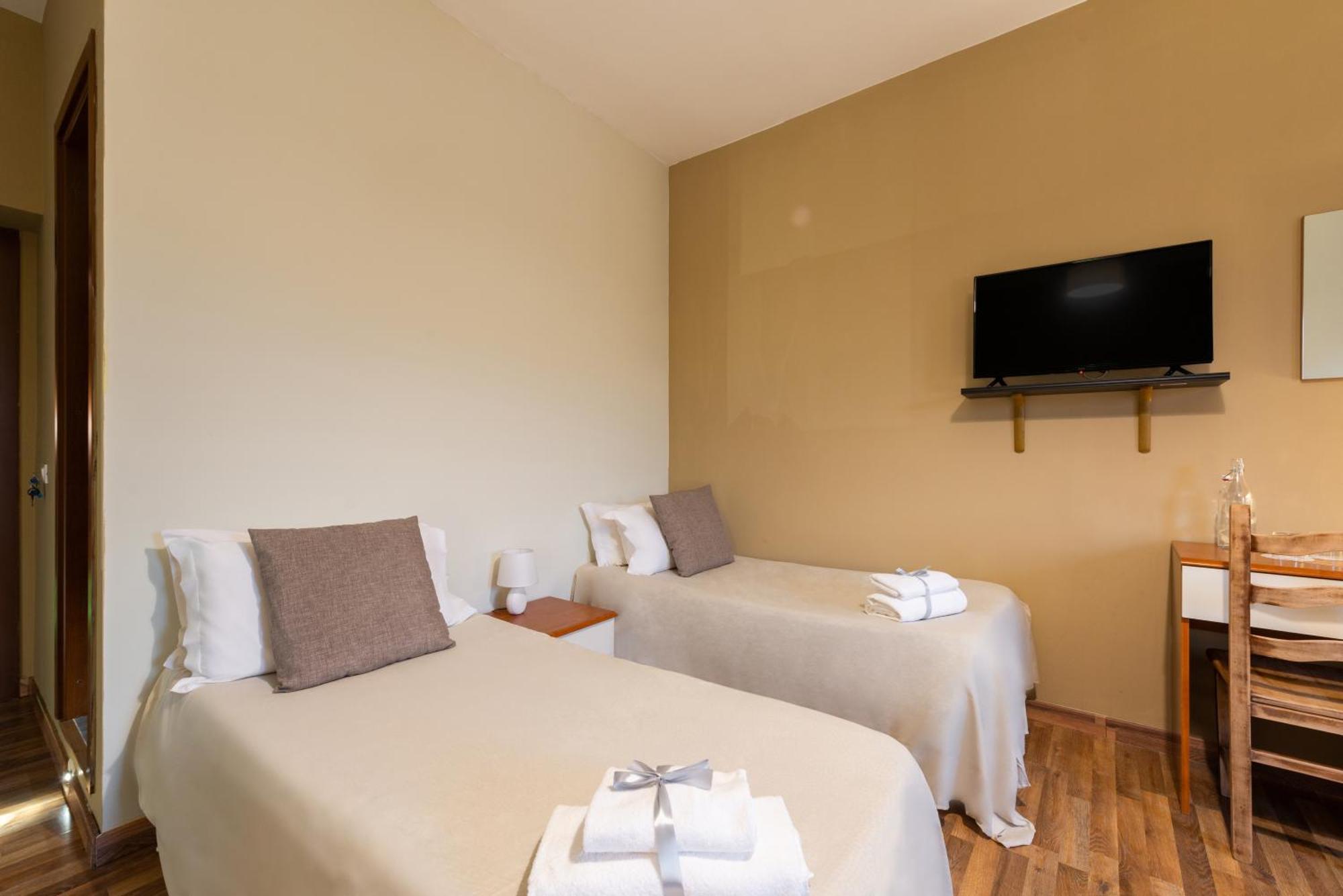 Rome'S Best Holidays Guest House Exterior photo
