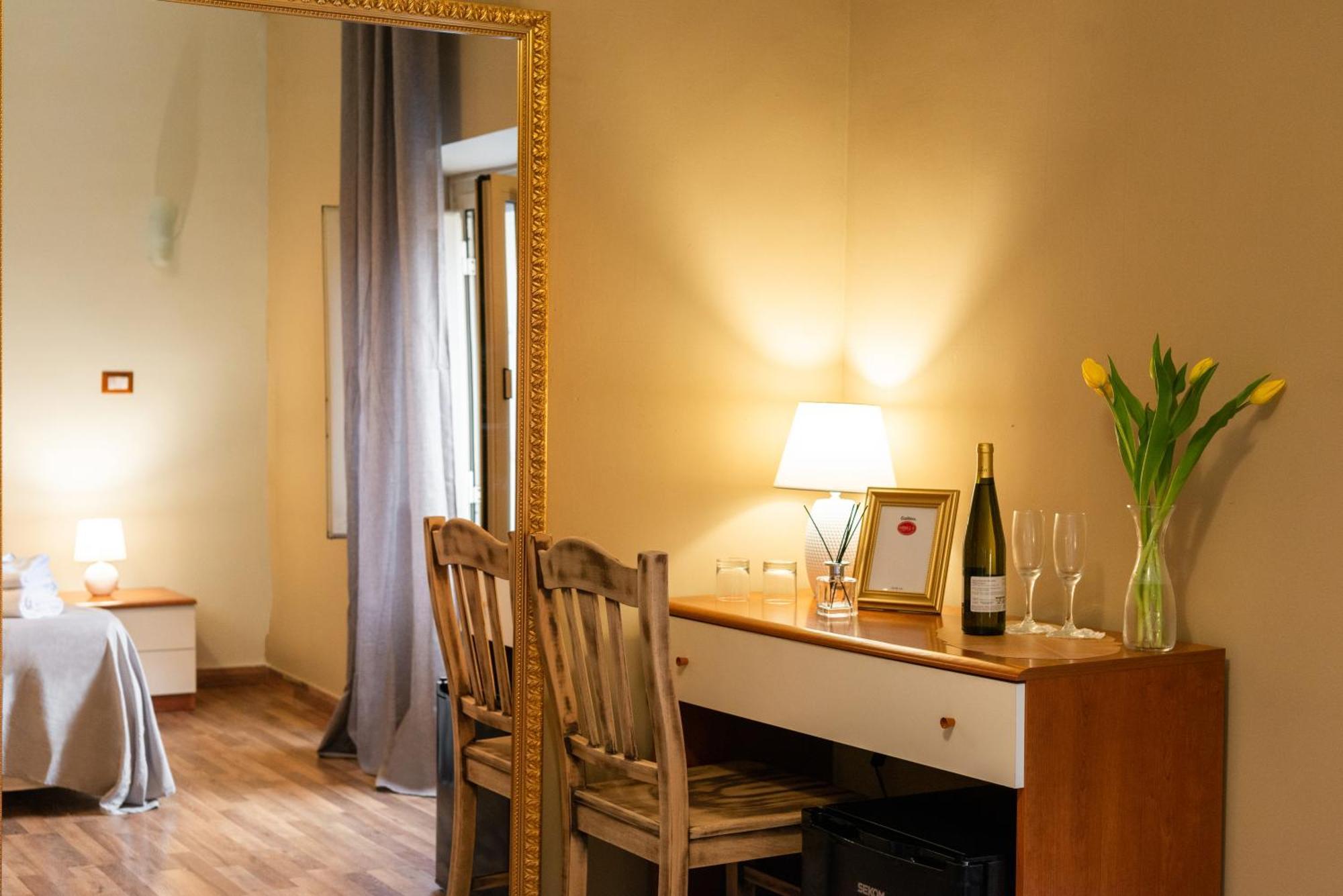Rome'S Best Holidays Guest House Exterior photo