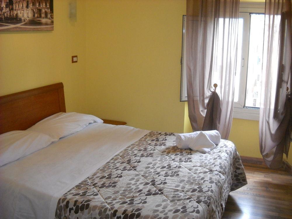Rome'S Best Holidays Guest House Exterior photo