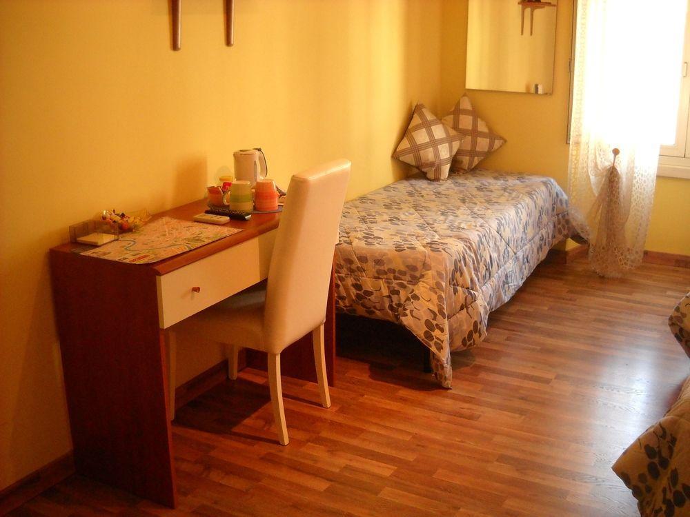 Rome'S Best Holidays Guest House Exterior photo