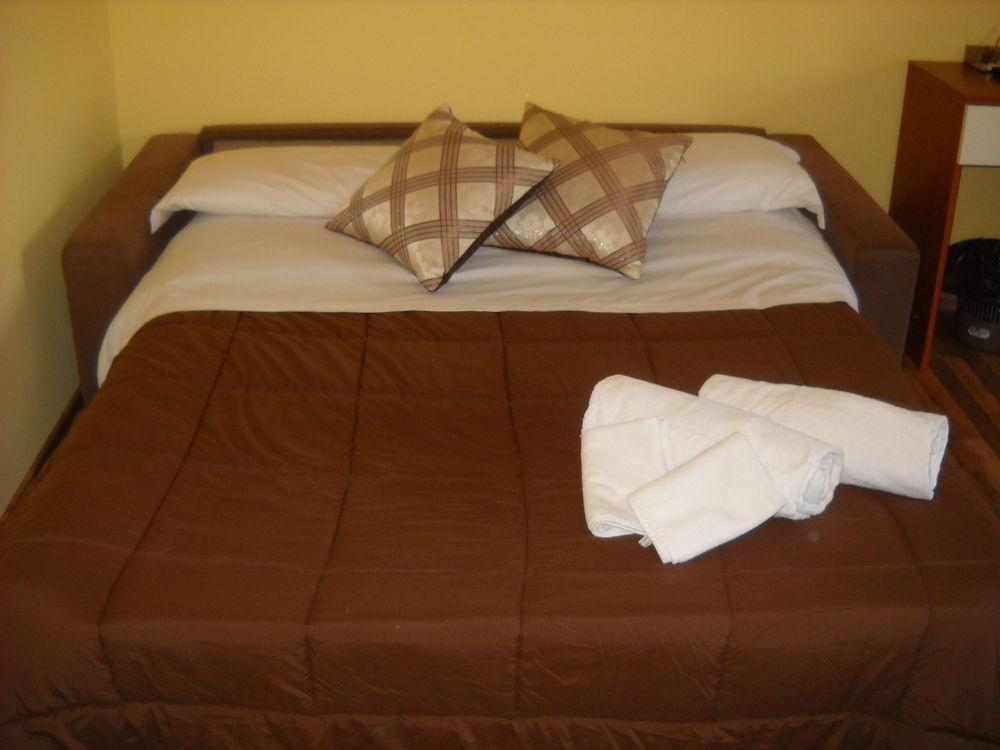 Rome'S Best Holidays Guest House Exterior photo